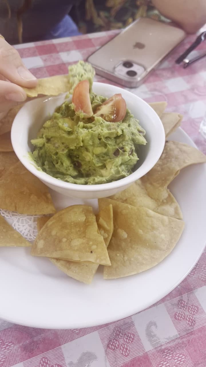 Video review of Bar Tabac