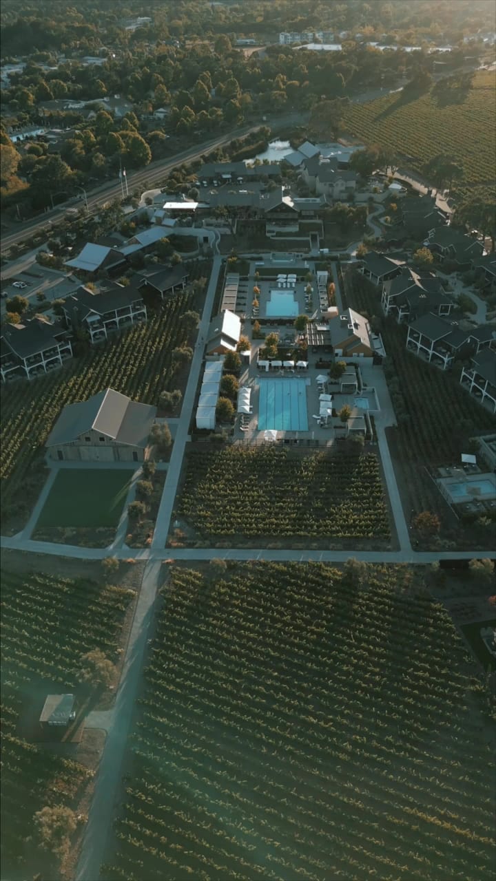 Video review of Four Seasons