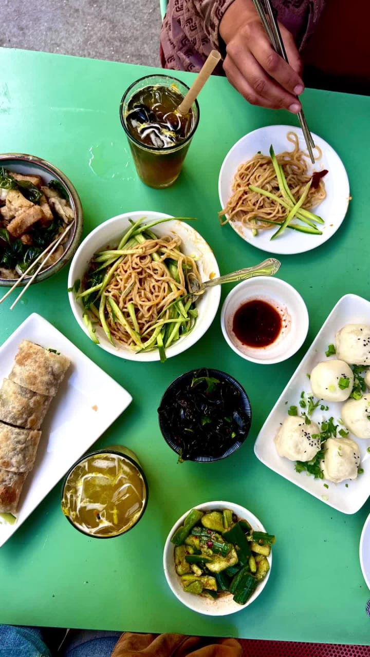 Video review of Pine & Crane