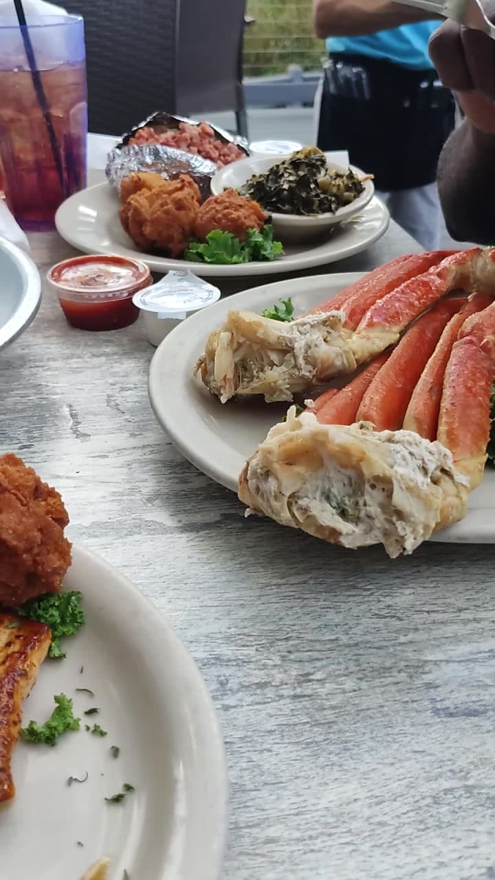 Corky Bell's Seafood at Gator Landing