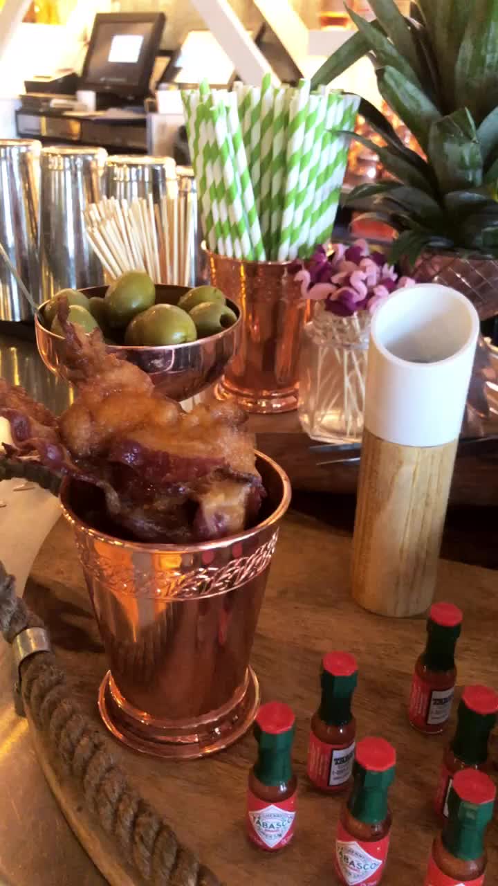 Video review of Stiltsville Fish Bar