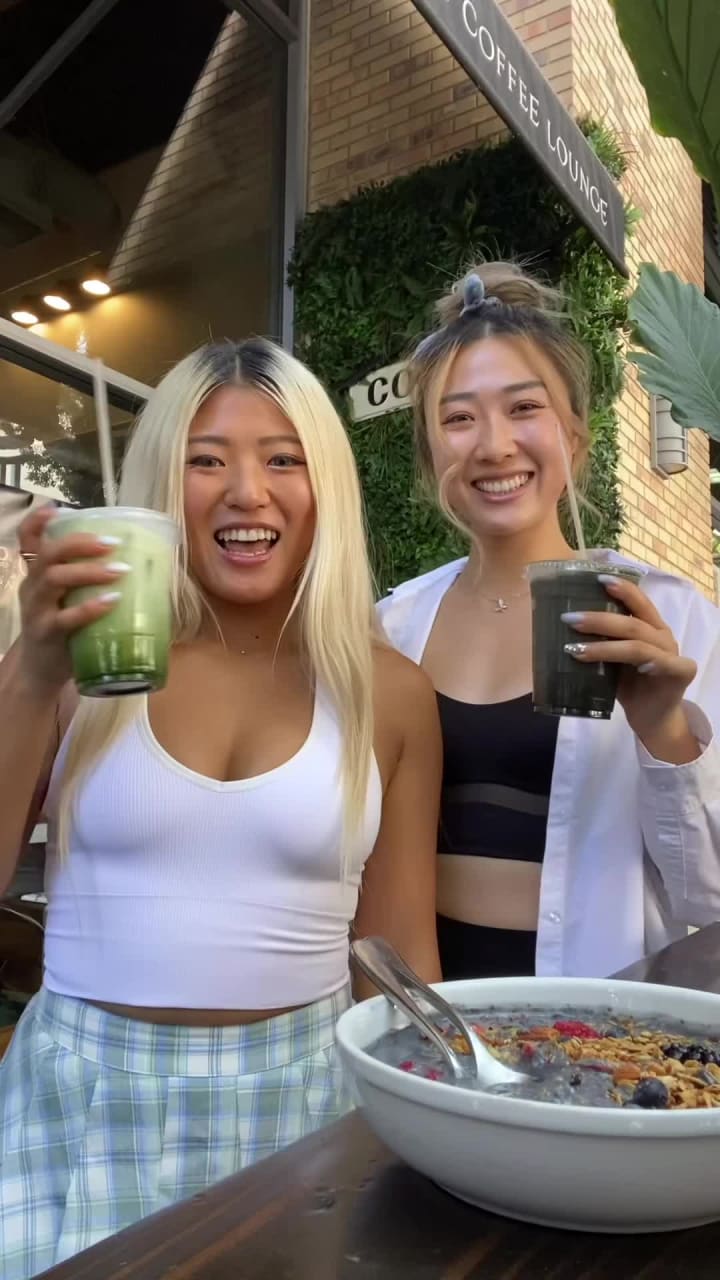 Video review of Republik