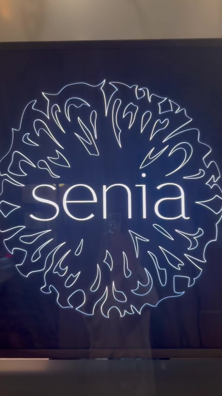 Video review of Senia