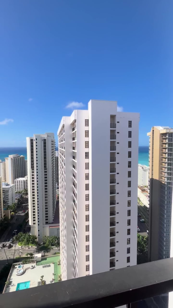 Hilton Waikiki Beach Resort & Spa