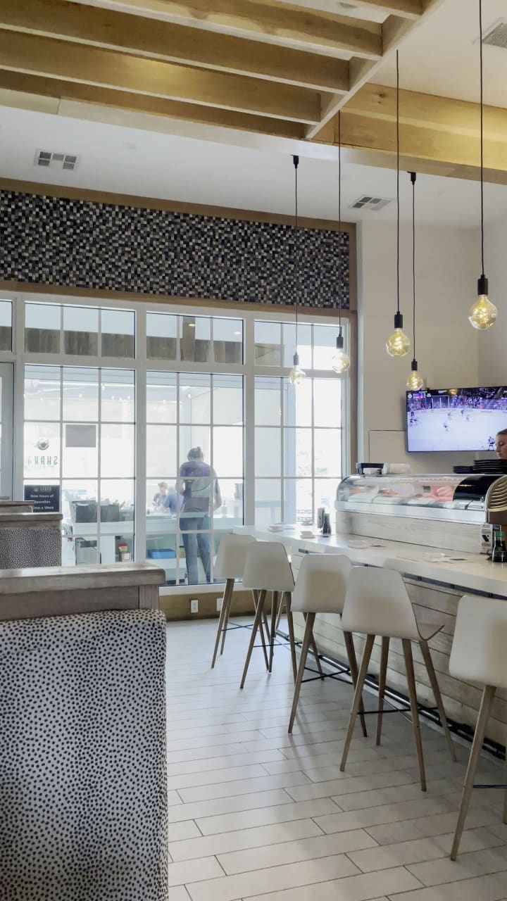 Shaka Sushi And Noodle Bar