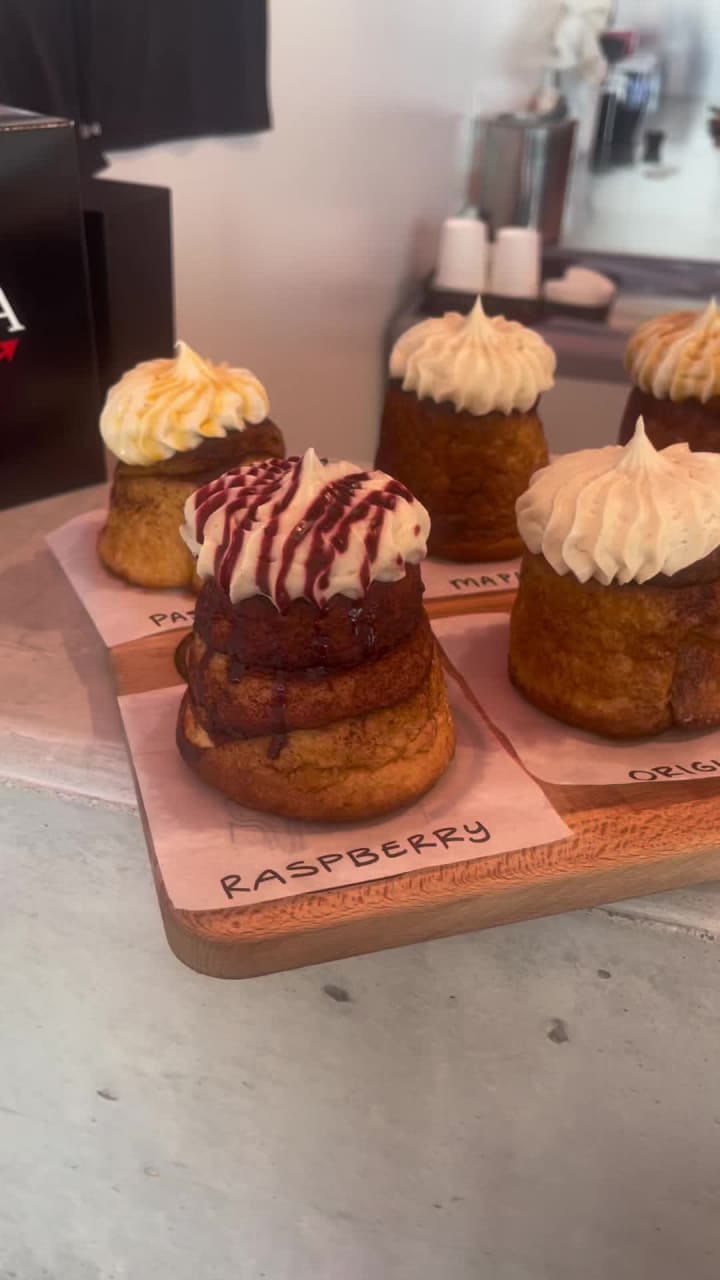 WannaCinn - Red Cliffs