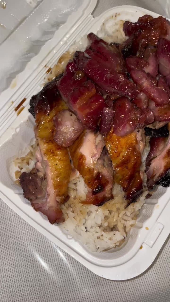 Video review of Wah Fung Number 1 Fast Food 華豐快飯店