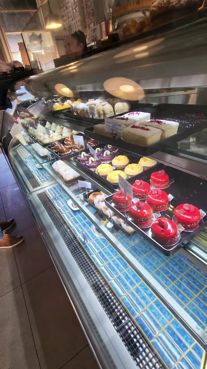 Video review of Sweet Belem Cake Boutique