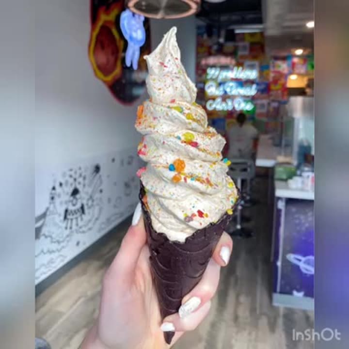 MilkyWays Ice Cream & Cereal Bar