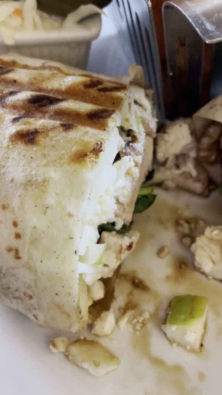 Video review of Gotham City Diner