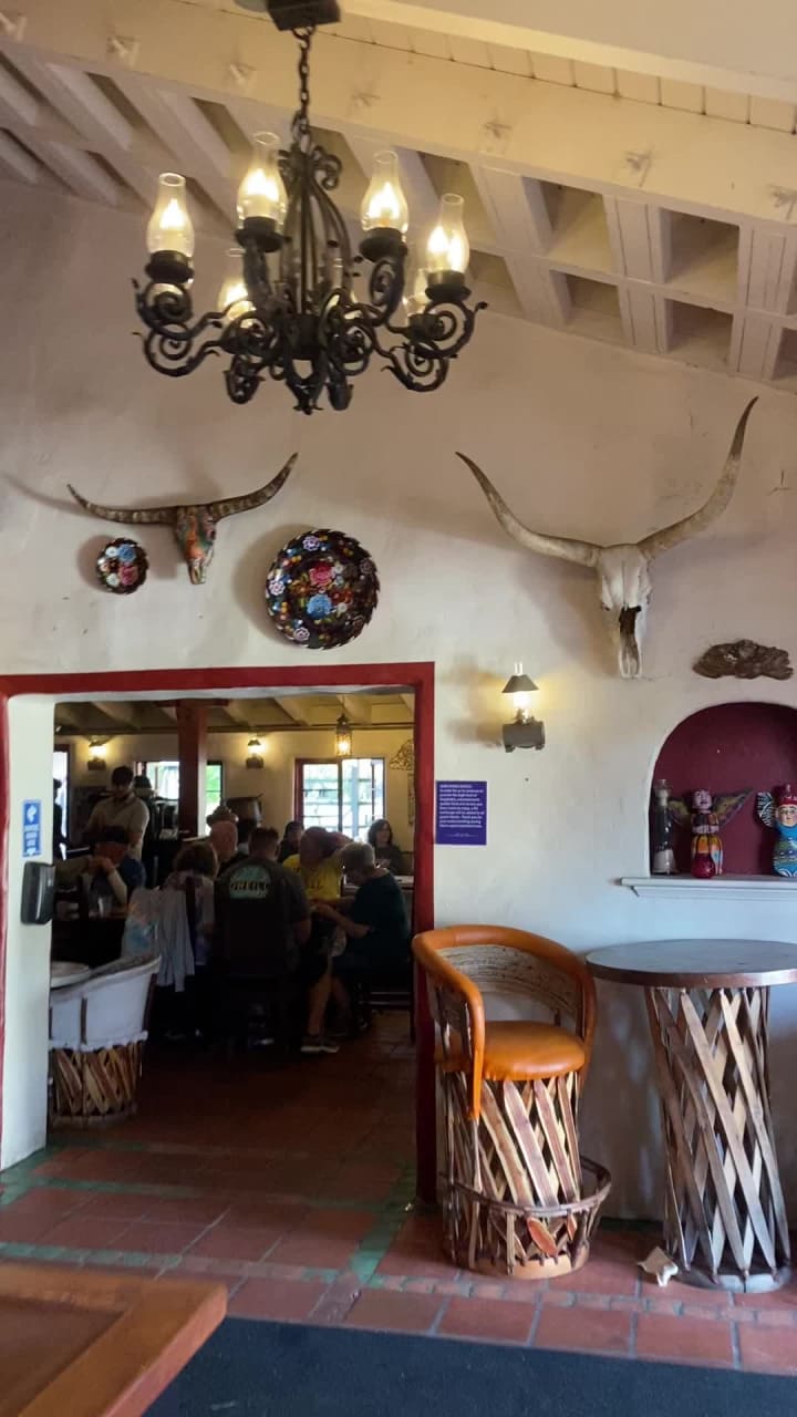 Video review of Barra Barra Saloon