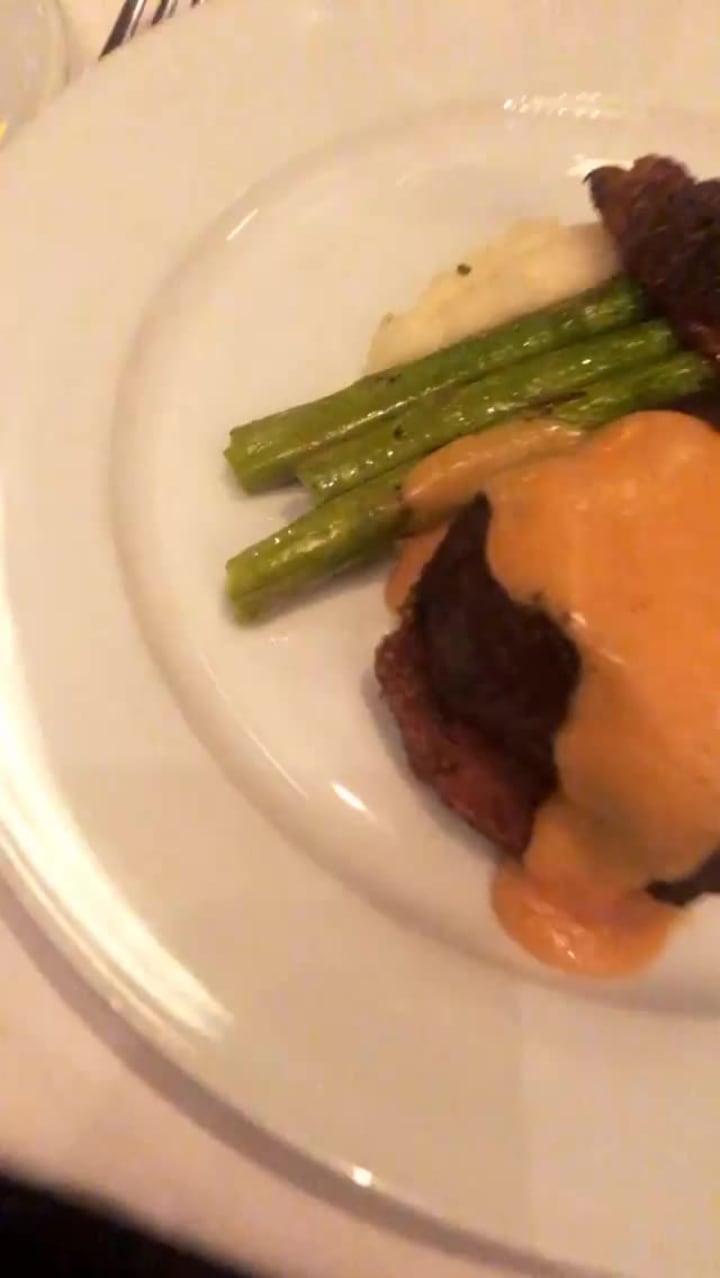 Video review of Lindey's