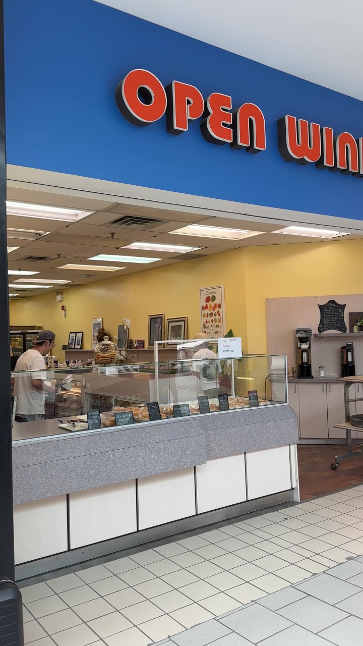 Video review of Bridlewood Mall