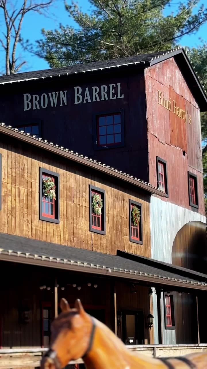 Video review of Brown Barrel