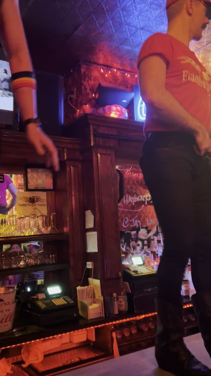 Video review of Flaming Saddles Saloon