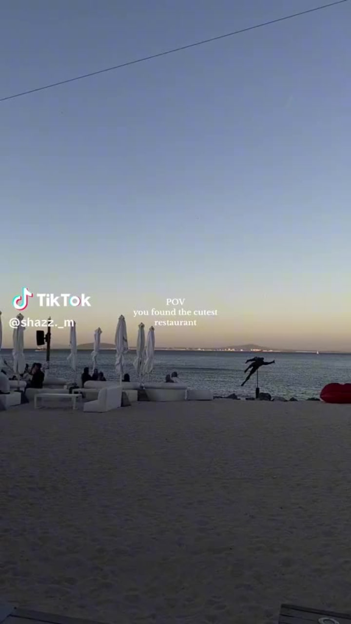 The Grand Beach Cafe - V & A Waterfront