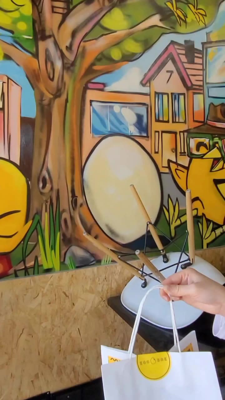 Video review of Eggbae