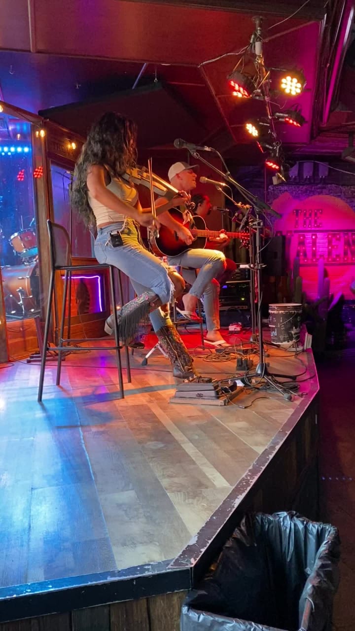 Video review of The Valentine