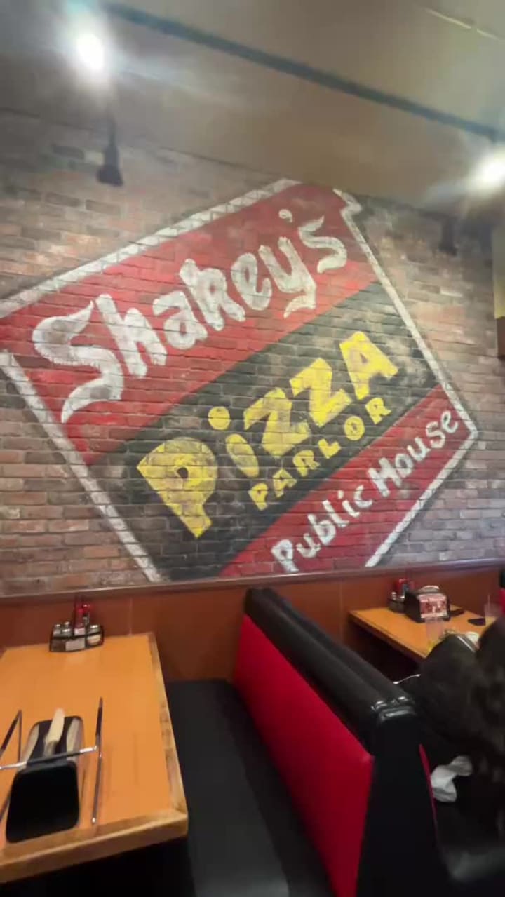 Shakey's Pizza