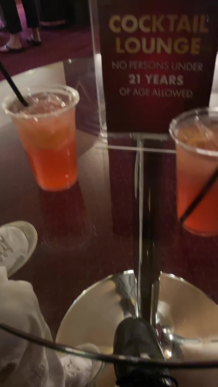 Video review of Hollywood Pantages Theatre