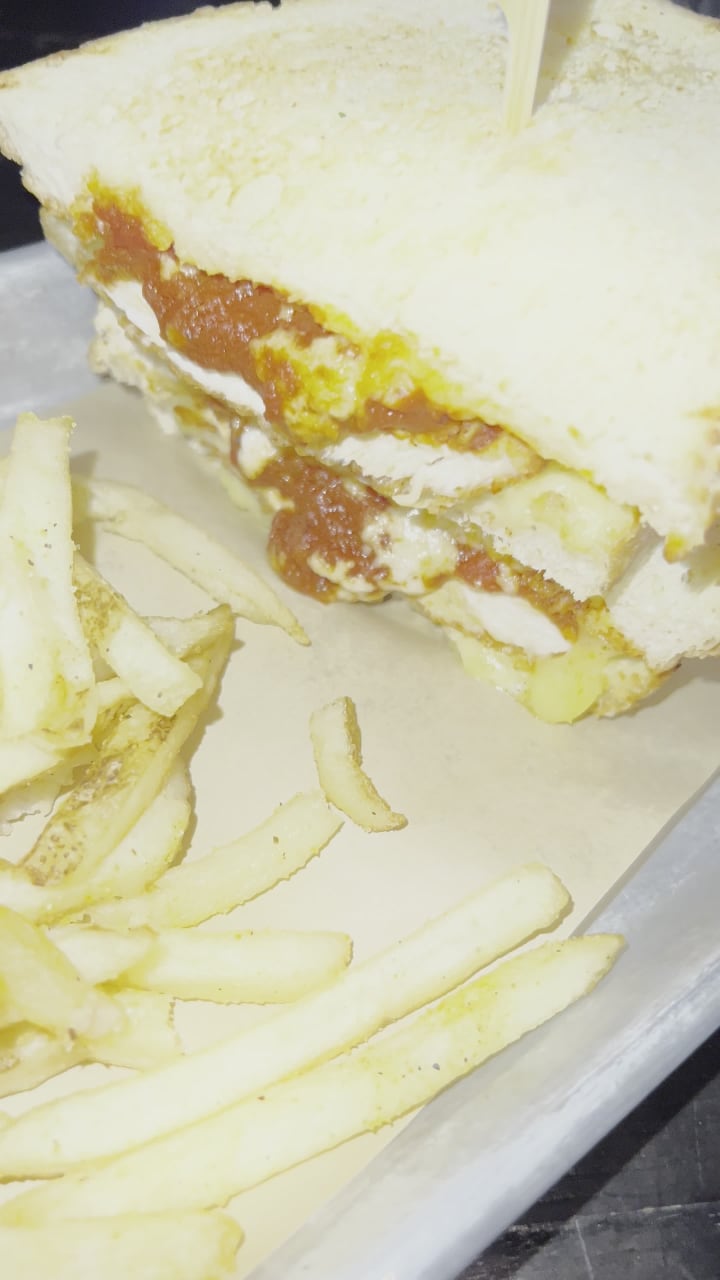 Video review of Gen X Tavern