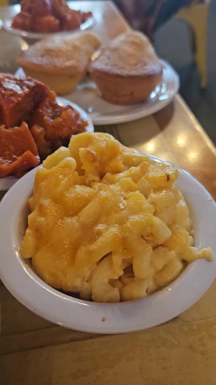 Everett & Jones Barbeque