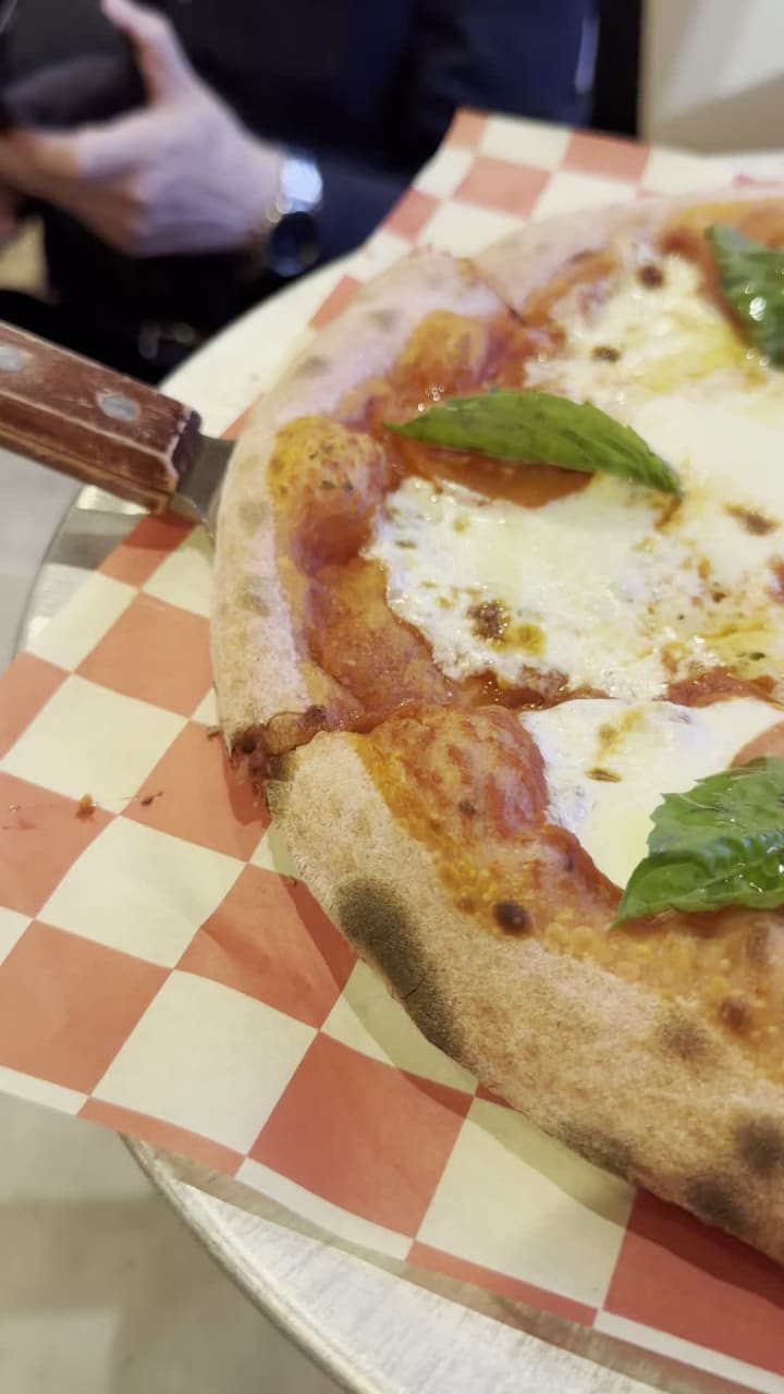 Video review of Mavi's Pizza & Pasta