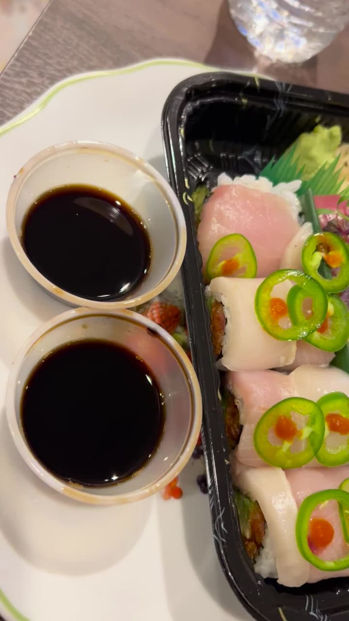 Qu Japan Bistro and Bar