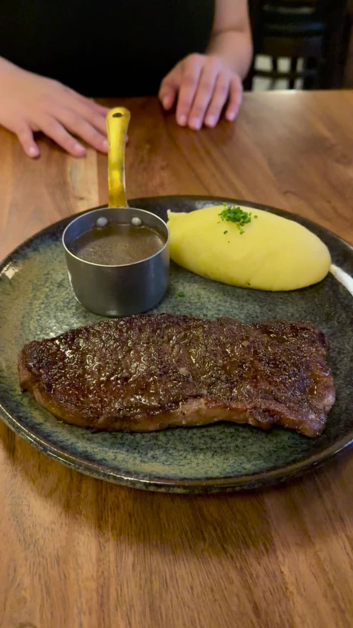 Rare Steakhouse Uptown