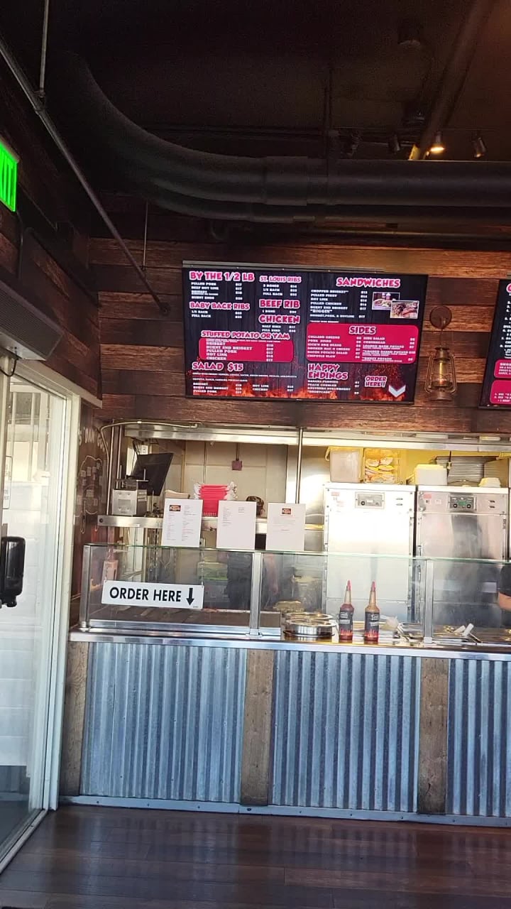 Video review of Rick's Rollin Smoke BBQ & Tavern