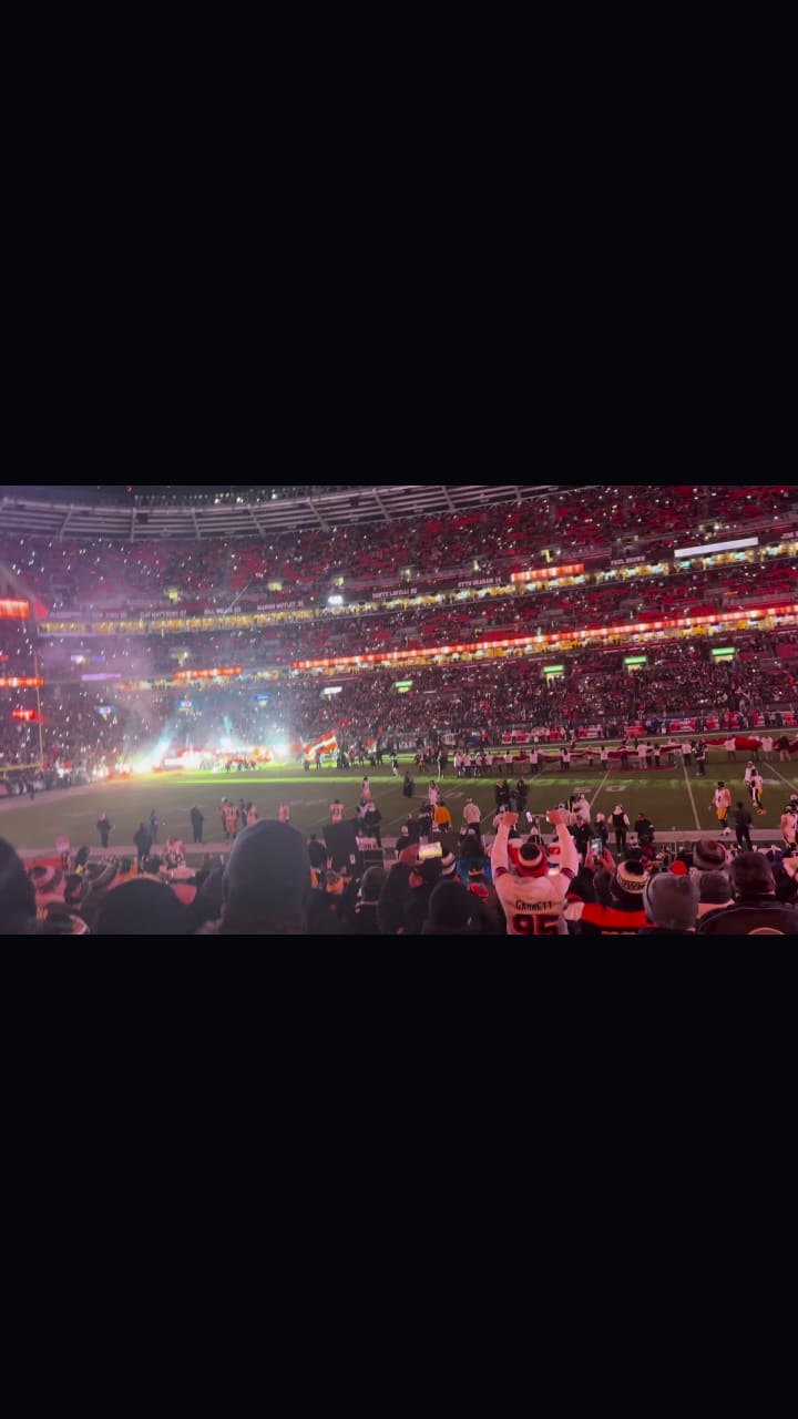 Cleveland Browns Stadium / Section 347 Fans