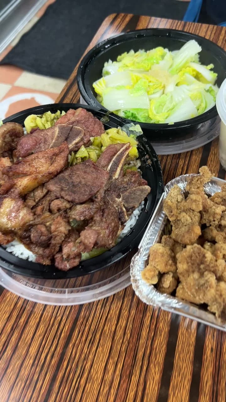 Video review of Taiwan Pork Chop House