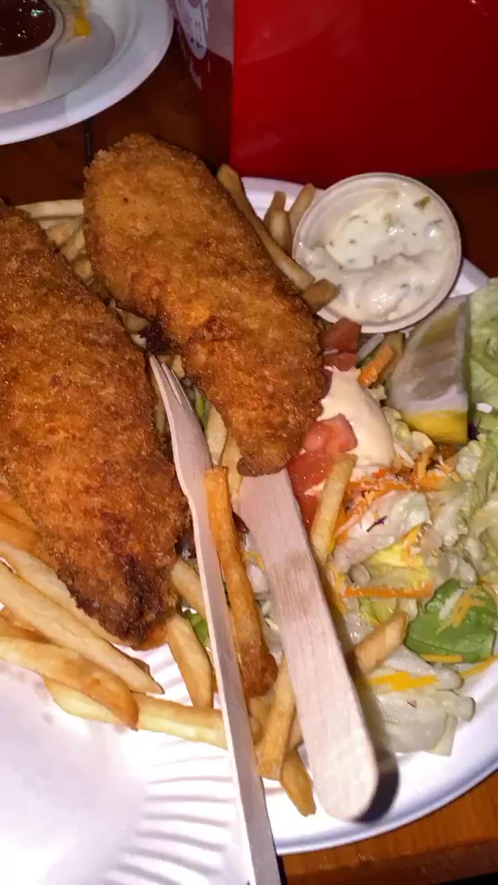 Big Dean's Ocean Front Cafe