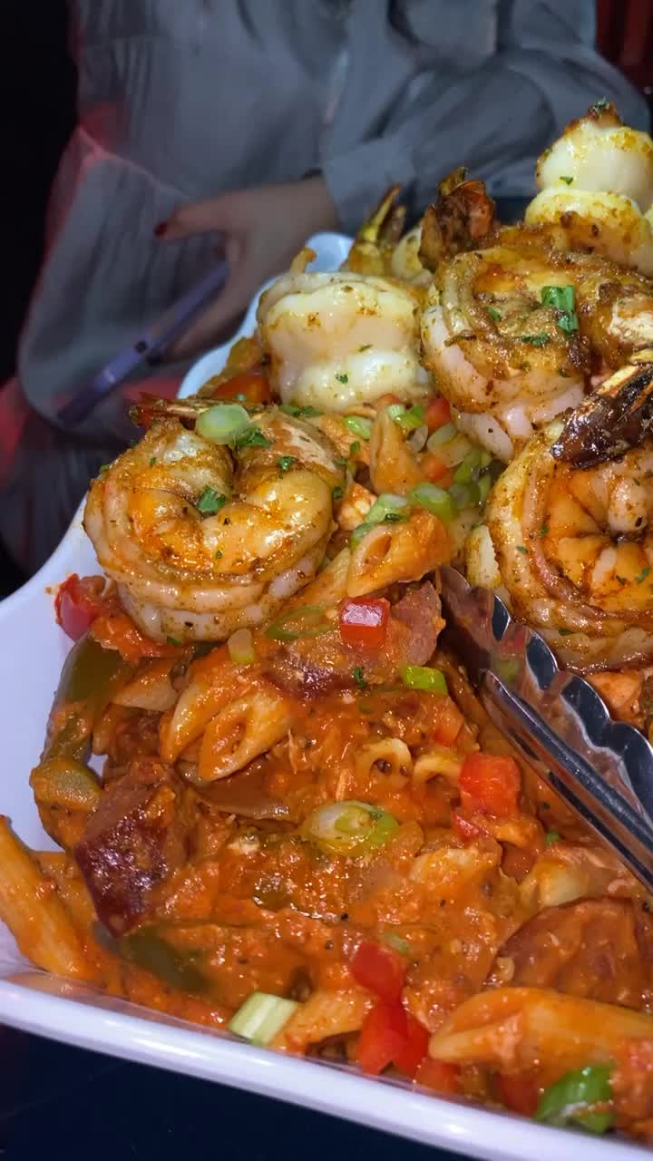 Video review of Allen Street Hardware Cafe