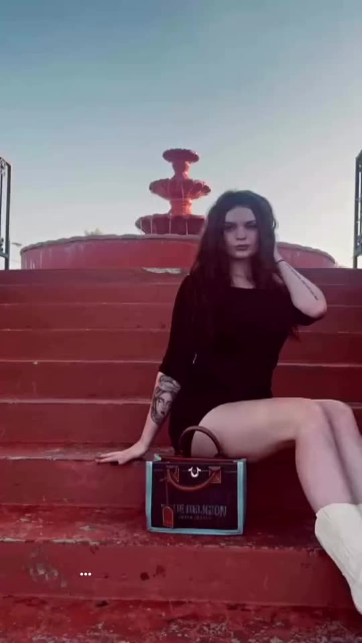 Video review of Bricktown 16