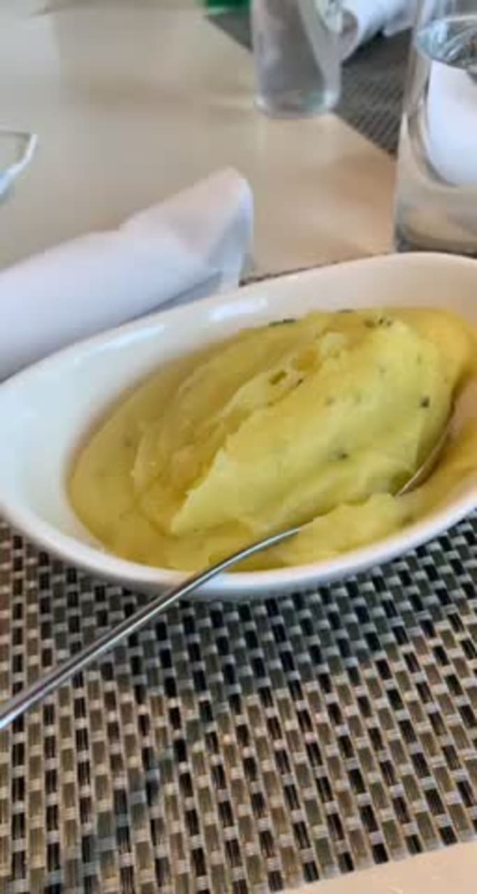 Video review of Fig & Olive | Dc