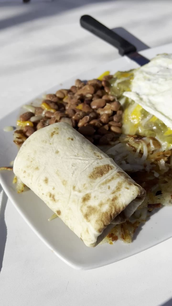 Video review of Plaza Cafe Downtown