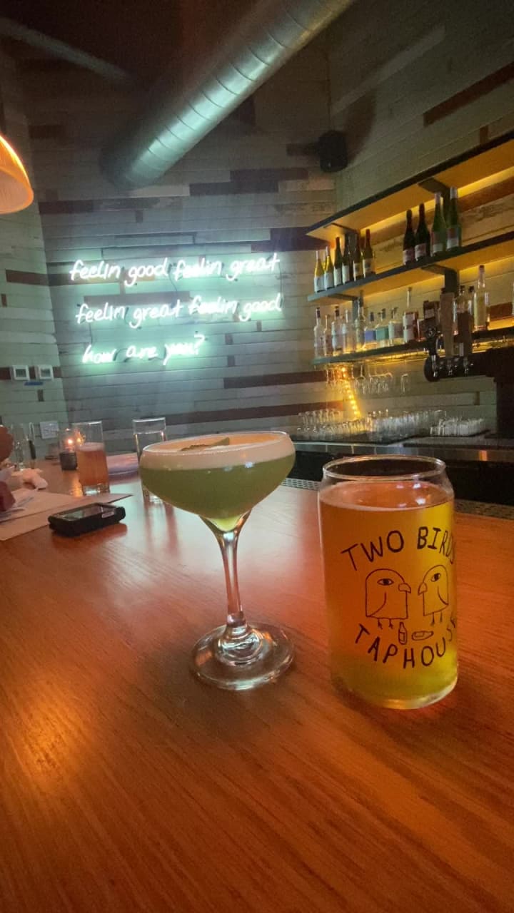 Video review of Two Birds Taphouse