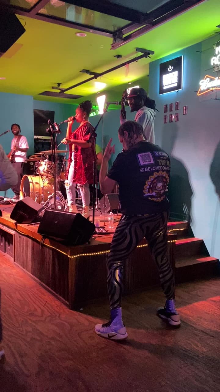 Video review of Kid Rock's Big Ass Honky Tonk Rock N' Roll Steakhouse