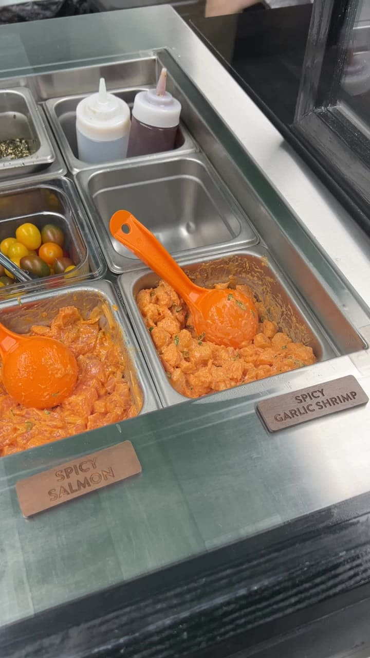 Video review of Poke Fix Hawaii