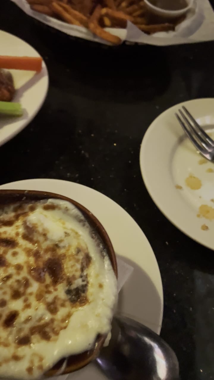 Video review of Croxley's Farmingdale