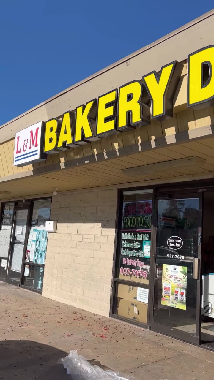 L & M Bakery Deli
