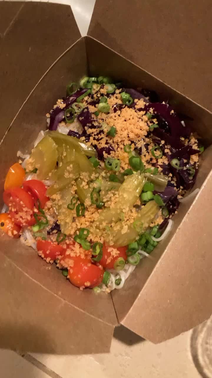 Video review of The Chicken Supply