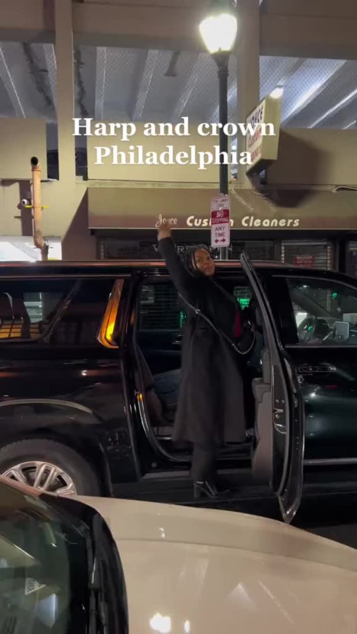 Video review of Harp & Crown