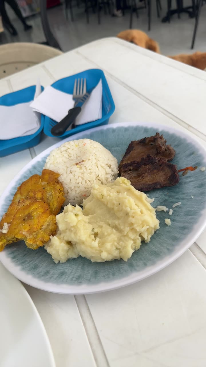 Parque Av. Suba x 122