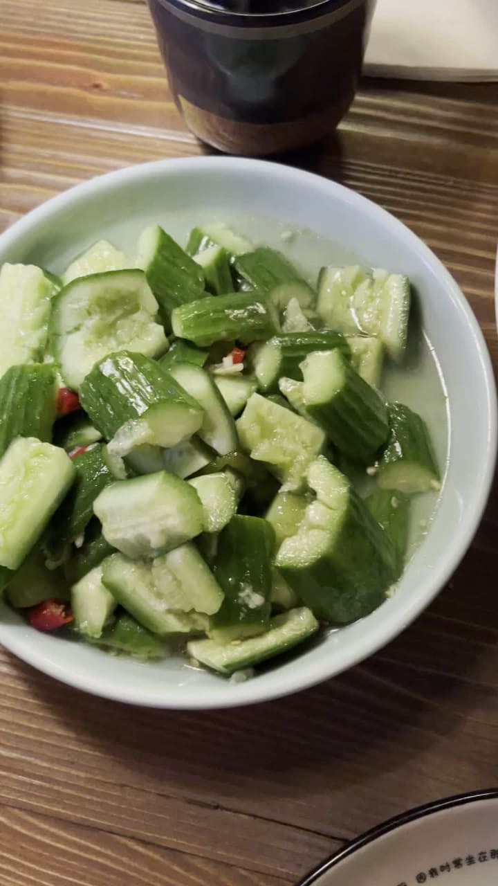 Hutaoli Music Restaurant & Bar