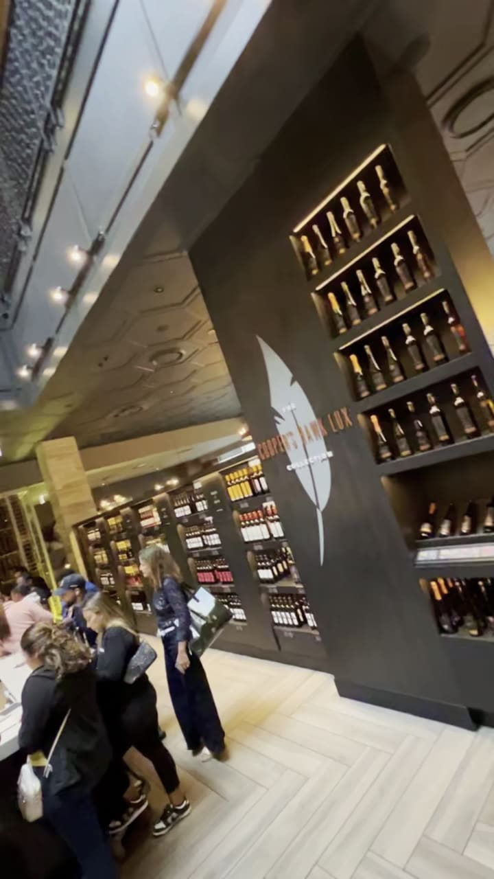 Esquire by Cooper's Hawk