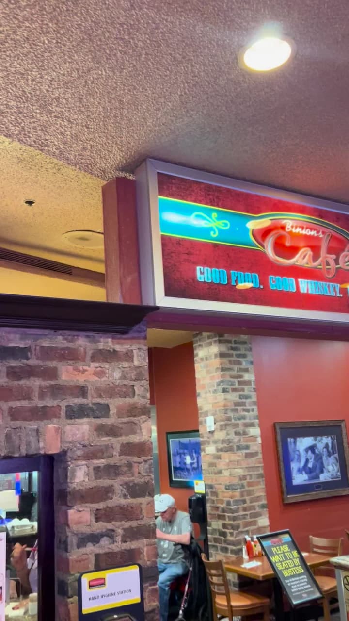 Video review of Binion's Cafe