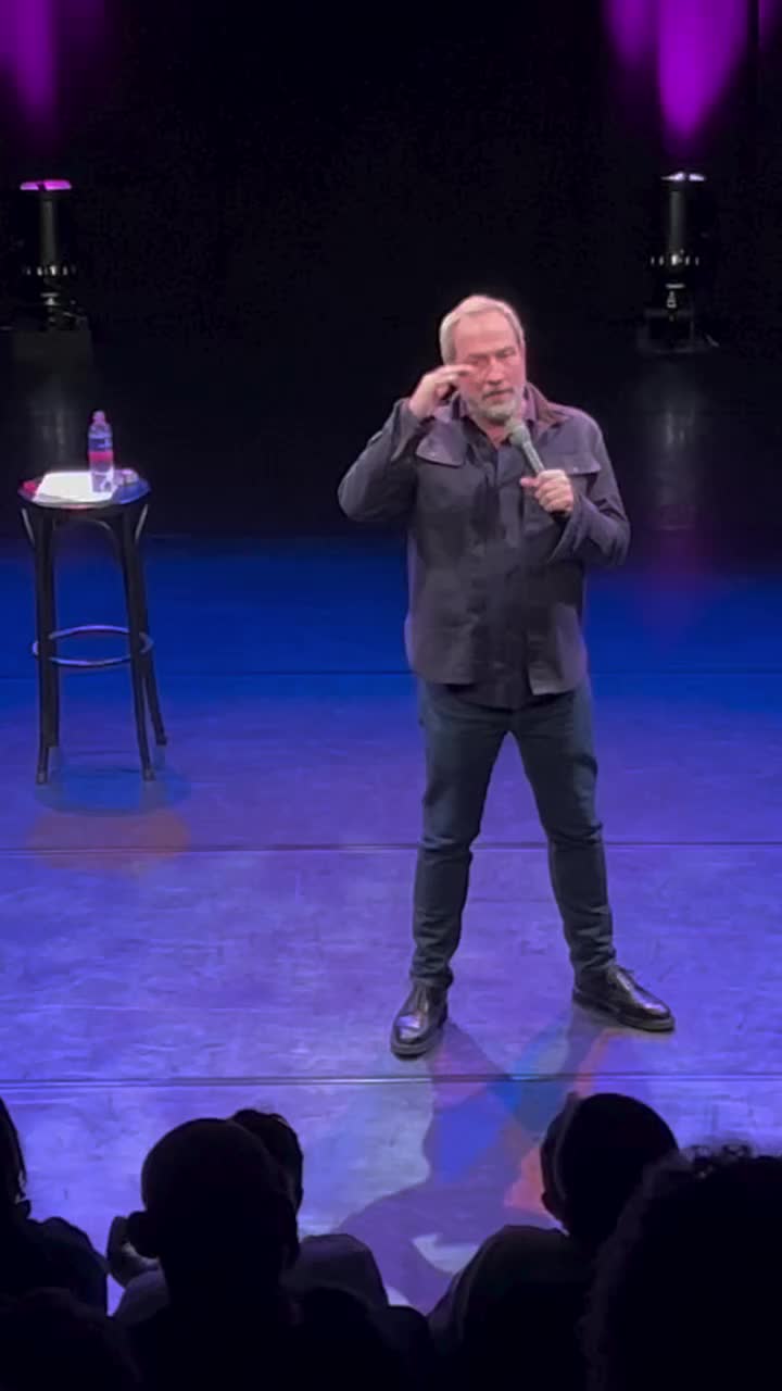 Video review of Punch Line Comedy Club