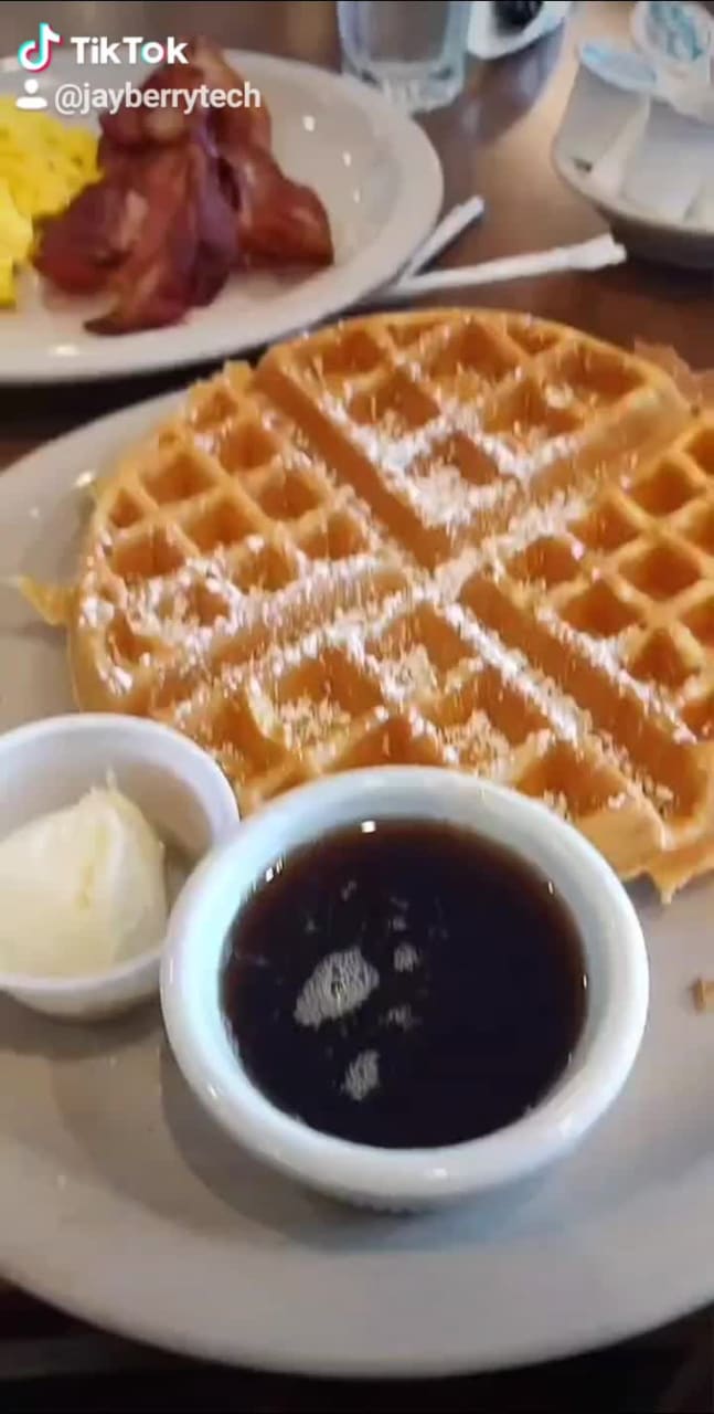 Bill's Cafe- Newbury/King